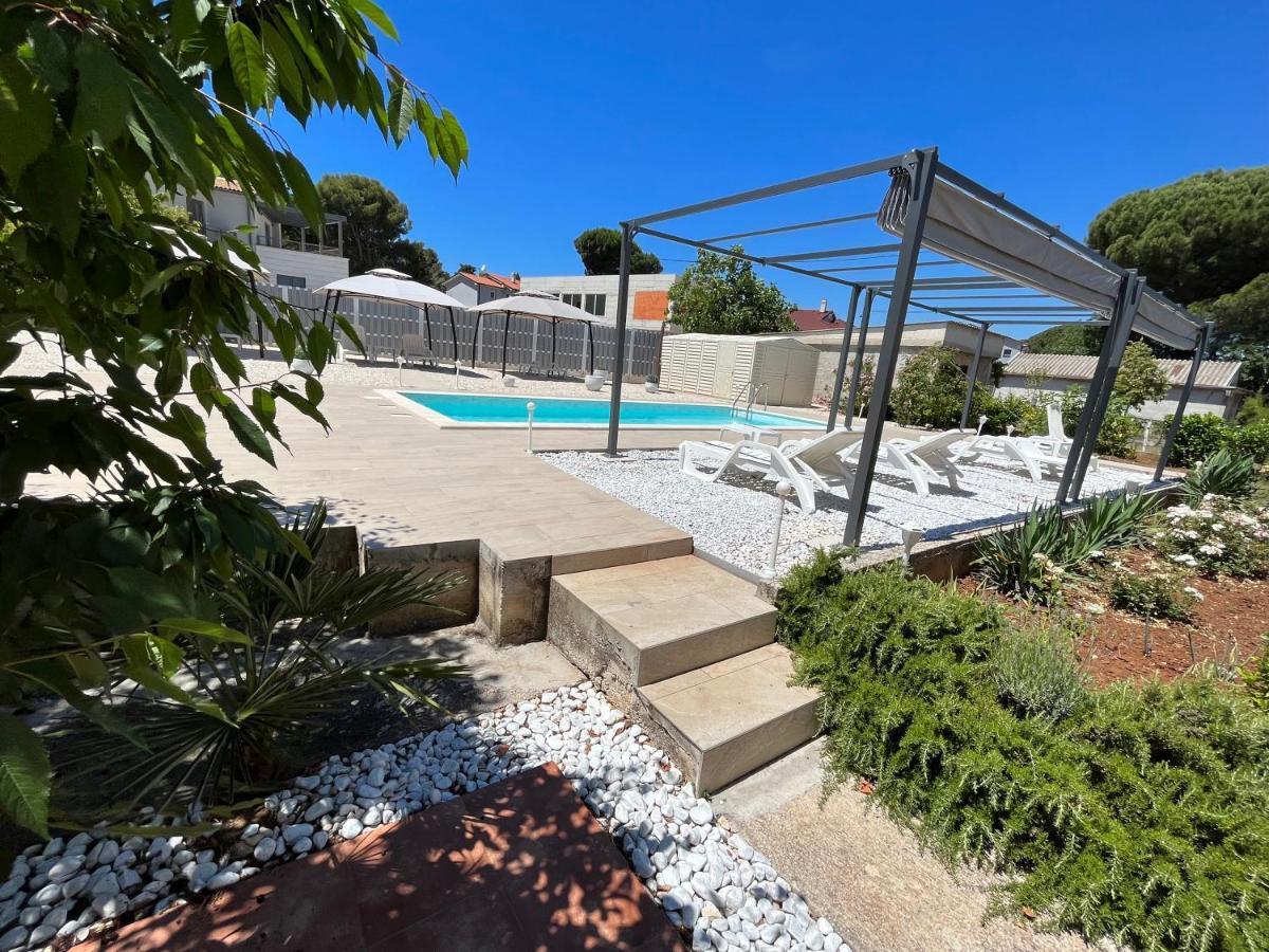 Apartamento Grey Pearl With Free Ev Ch-Station Valbandon Exterior foto