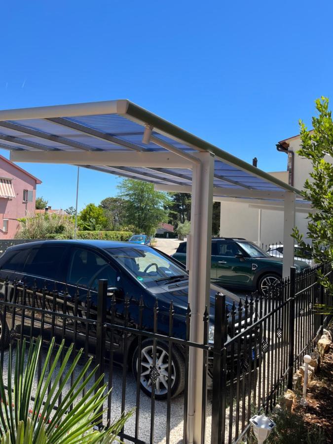 Apartamento Grey Pearl With Free Ev Ch-Station Valbandon Exterior foto